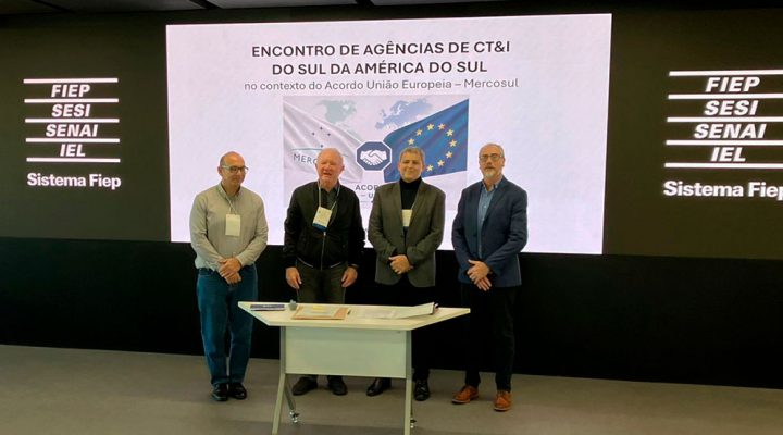 Convenio entre el CONICET y la Fundação Araucária para la ejecución del programa Ganhando o Mundo da Ciência con el propósito de promover actividades y acciones de vinculación con el sector productivo del eje del Trópico de Capricornio. Crédito: Fundação Araucária
