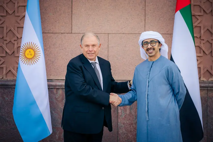 Encuentro de Gerardo Werthein en Emiratos Árabes con el jeque Abdullah bin Zayed Al Nahyan. (WAM)