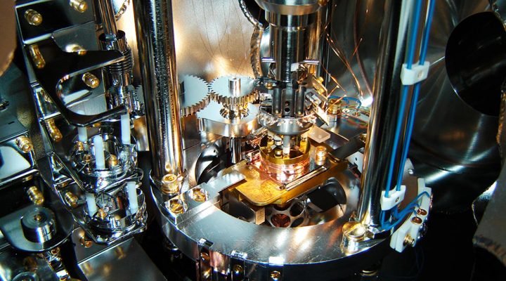 Microscopio de sonda de barrido (AFM/STM) de ultra alto vacío (Laboratorio de Fisicoquímica de Superficies del Prof. Tysoe en Milwaukee). Foto: gentileza investigador.